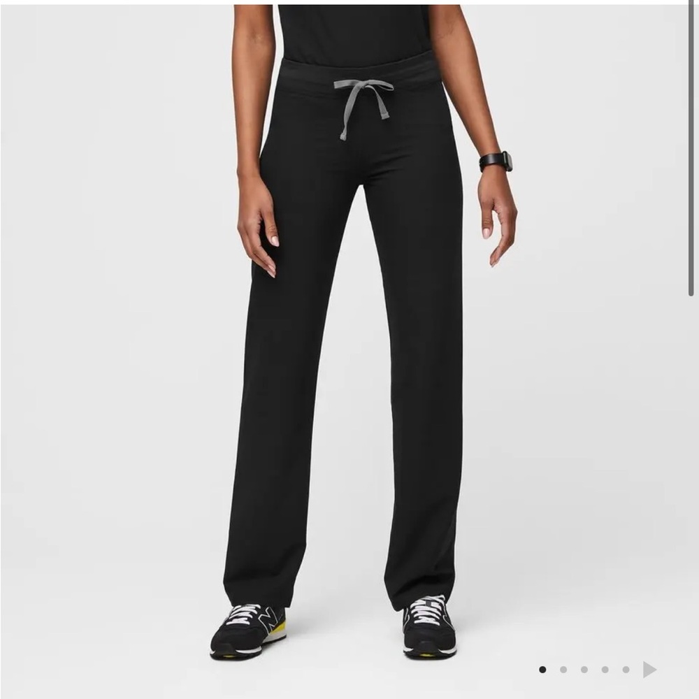 Women's Black Figs M Pants